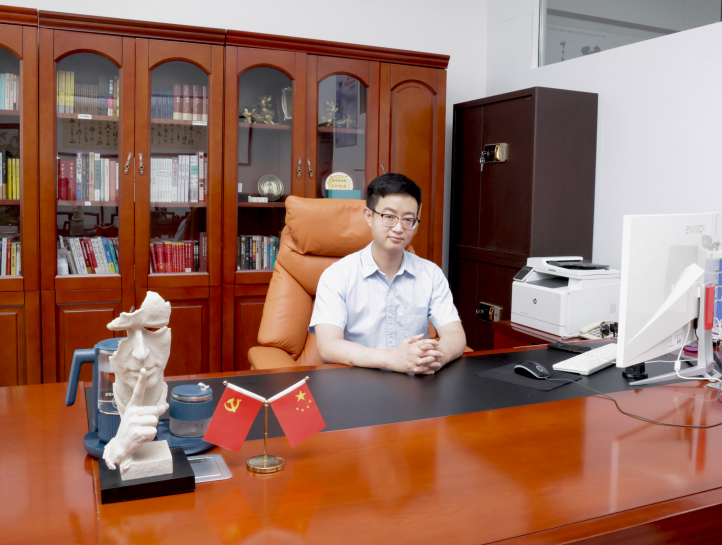 同載熱切期望，賀海固十年廠慶！